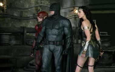 DC planea expandir su universo con seis películas de superhéroes al año