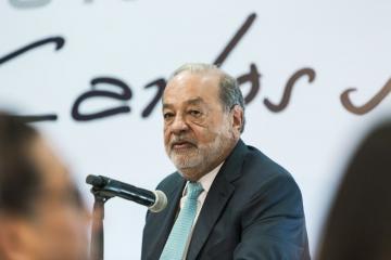 Carlos Slim impulsa su imperio a través de las Fibras