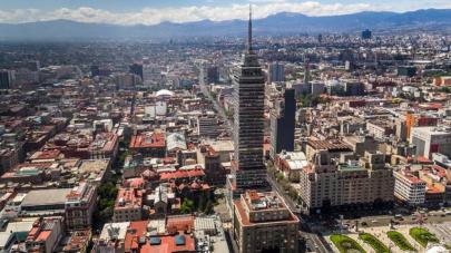 Torre Latino: Un rascacielos de 65 años que tiene hasta un laberinto de espejos